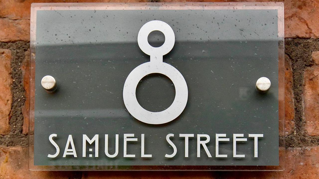 8 Samuel Street Apartment Crewe Exterior foto